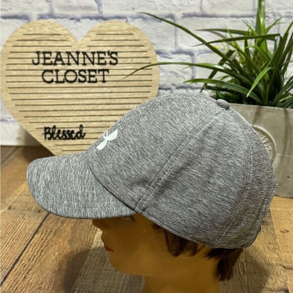 Under Armour Hat Cap Womens Heathered Gray Strapback Adjustable Embroidered Logo - Picture 6 of 8